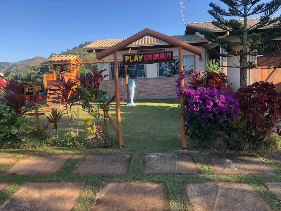 Casa nas montanhas com piscina e vista panorâmica Domingos Martins Exterior foto