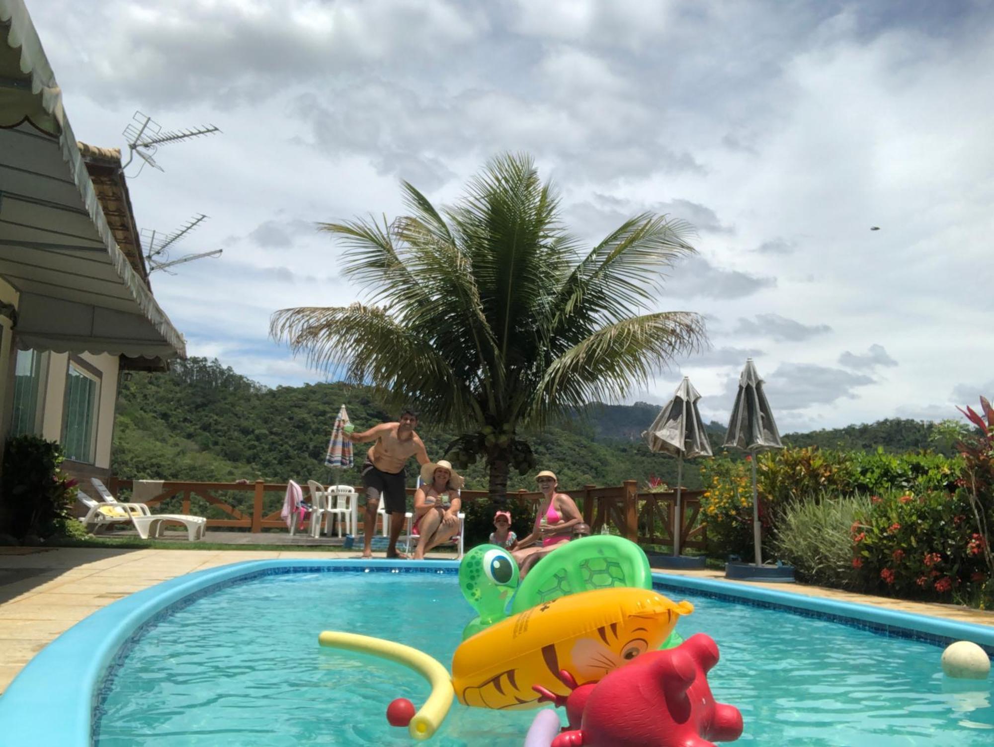 Casa nas montanhas com piscina e vista panorâmica Domingos Martins Exterior foto